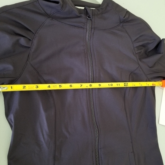 Yogalicious Athletic Jacket with hood - Picture 6 of 7